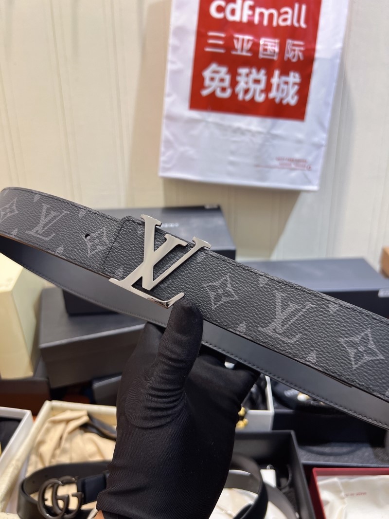 l0vis Vvtt0n belts